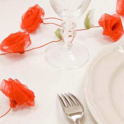 Guirlande de roses organza rouge