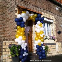 Guirlande organique ballon dore or bleu marine royal entree de porte maison