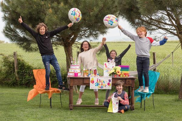 Jeux de ballon pour enfant course aux pots