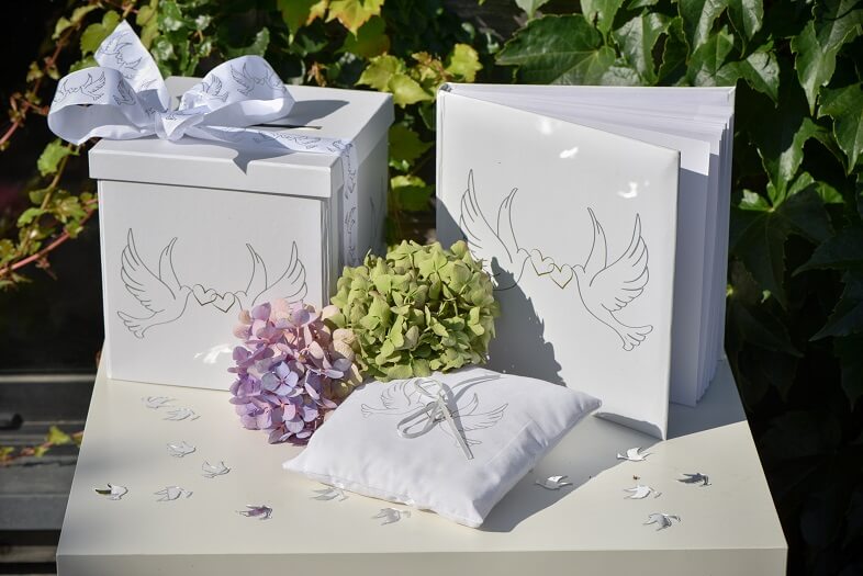 Livre d or blanc colombes pour mariage