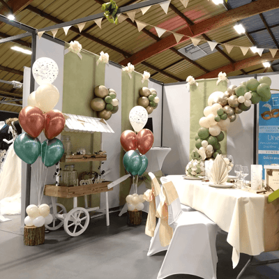 Location boutique pas de calais chariot candy bar en bois et blanc