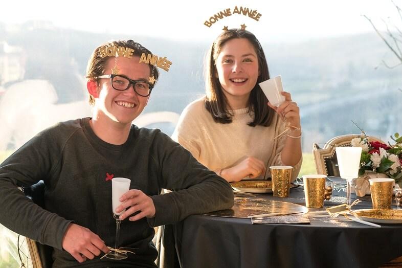 Lunette bonne annee noir et dore paillete