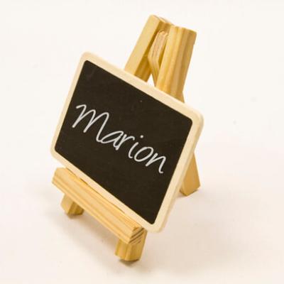 Marque place naturel ardoise en bois avec chevalet