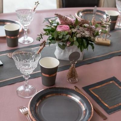 Nappe raffinee rectangulaire airlaid rose gold de 25m sur 120cm