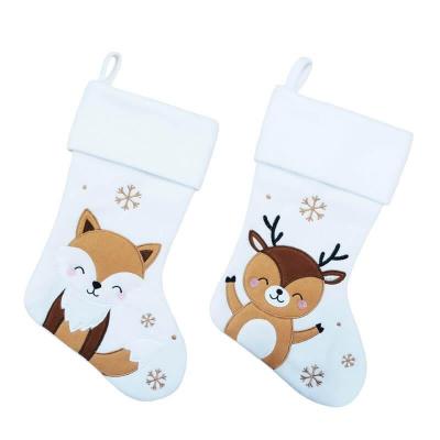 Nbdt206 botte noel feutrine blanche brodee cerf et renard