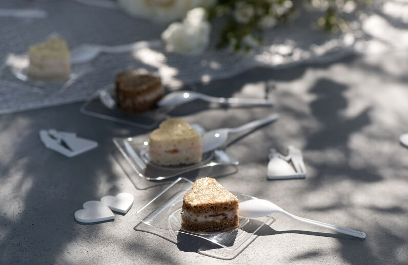 Petite assiette design transparente pour verrine