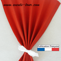 Pliage de serviette eventail rouge 1