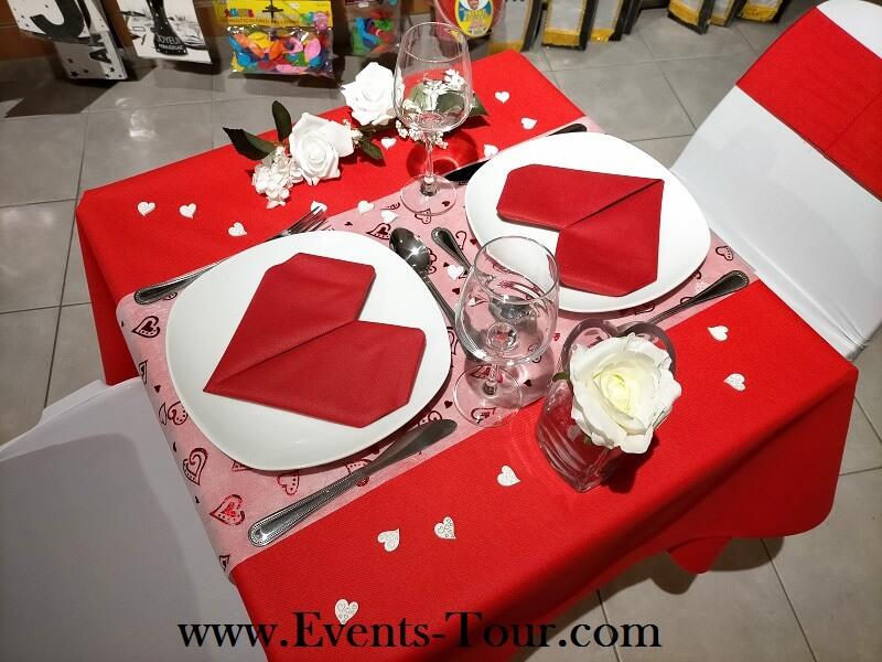 Pliage de serviette st valentin coeur rouge