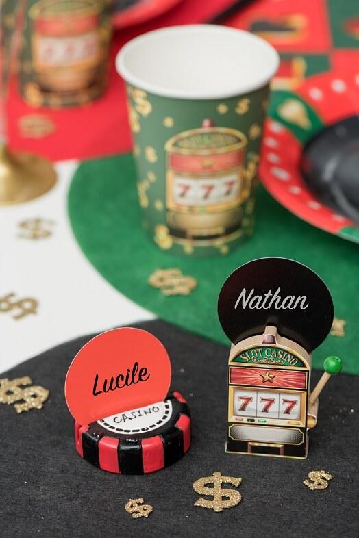 Porte nom rond rouge en carton