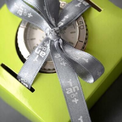 Ruban joyeux anniversaire gris 3 