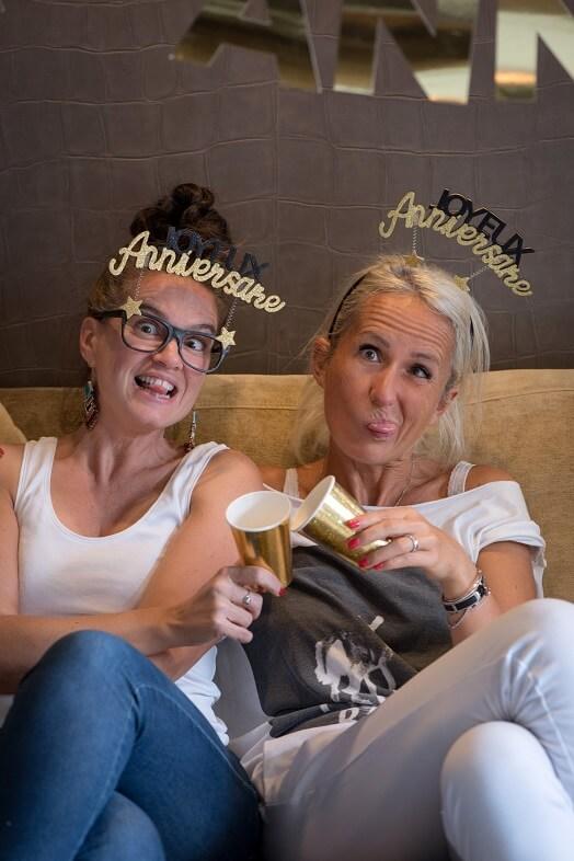 Serre tete joyeux anniversaire noir et dore or paillete