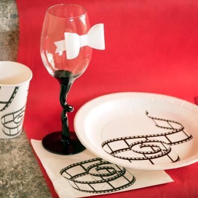 Decoration de table serviette cinema blanche et noire